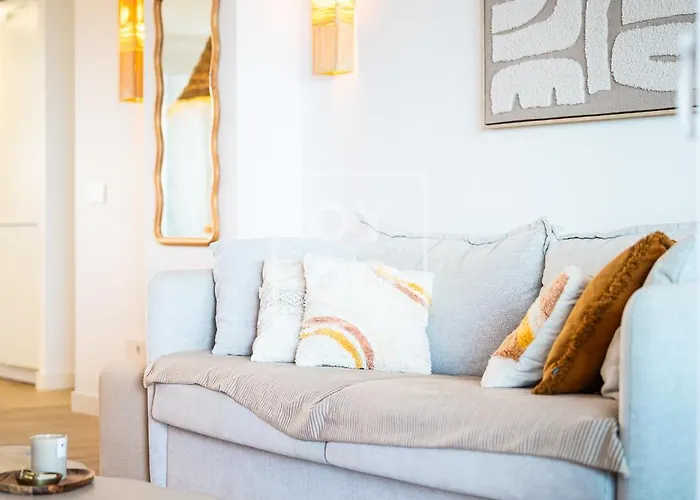Beachfront Bliss Apt, With Heated Pool, By Oyoostays